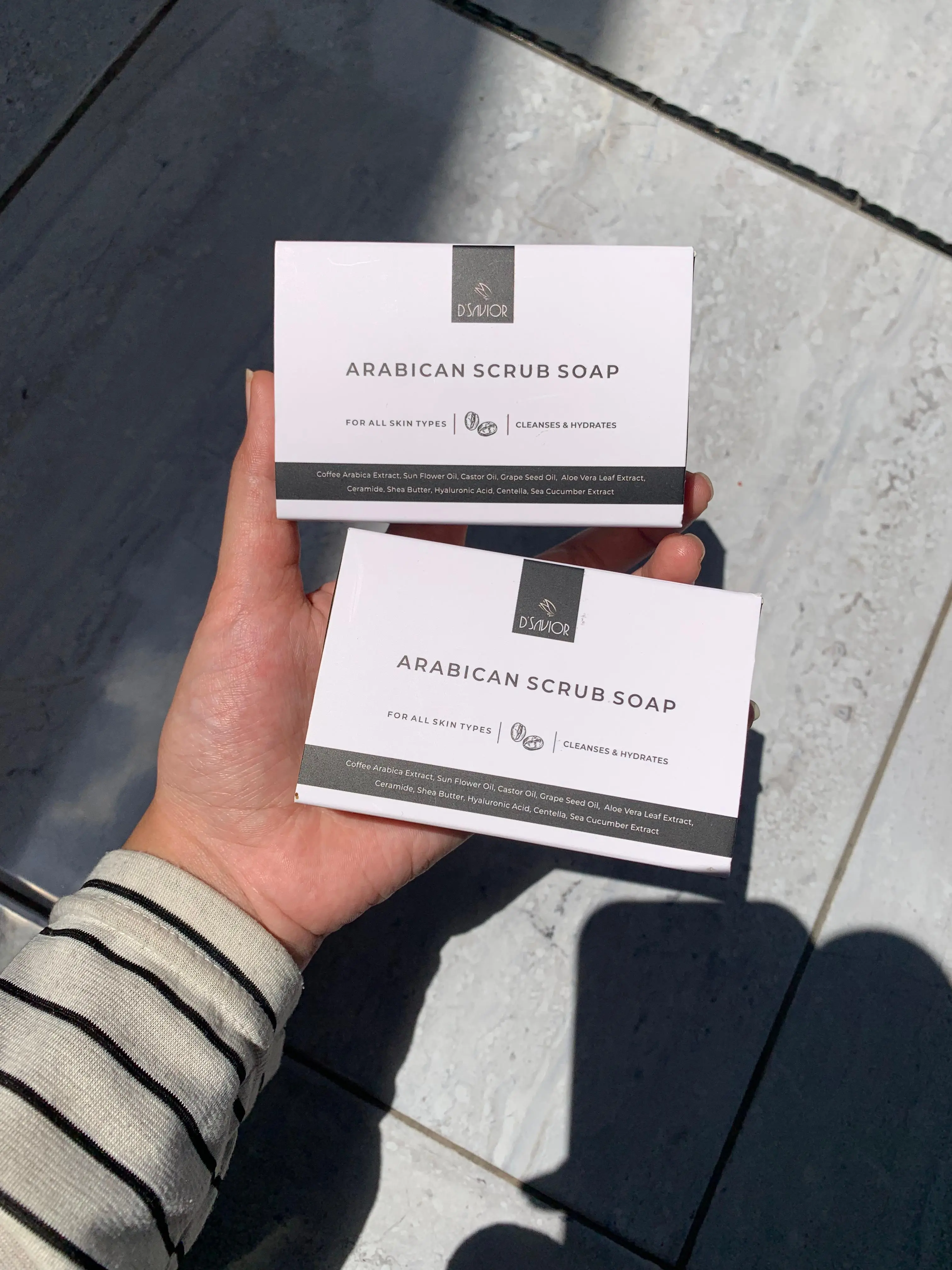 2 PCS D'savior Arabican Scrub Soap Sabun Pencerah Kulit [jualkosmetikori]