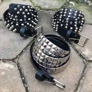 100 PCS SPIKE PIRAMID 12mm DAN 9mm  //SPIKE PUNK PIRAMID //SPIKE