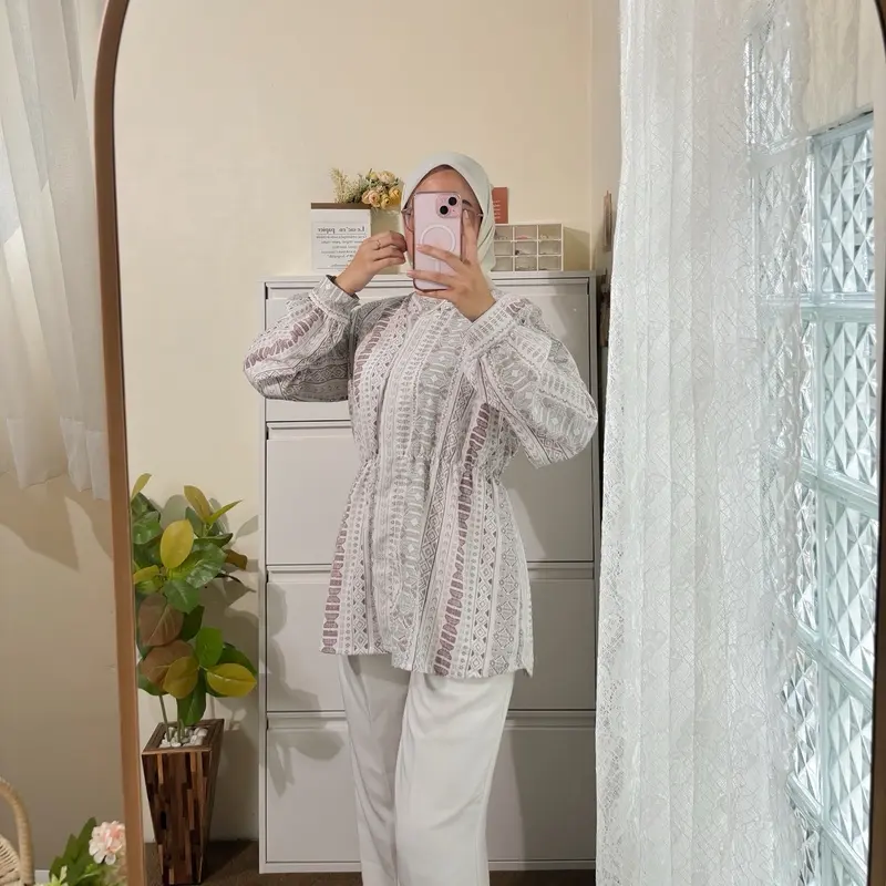 Bricia_label - VANYA BLOUSE / blouse motif / blouse floral / blouse karet perut 4