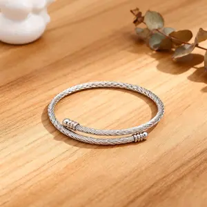 Gelang Bracelet Titanium Baja Perak yang Trendi untuk Pria dan Wanita Gelang Pasangan Mewah