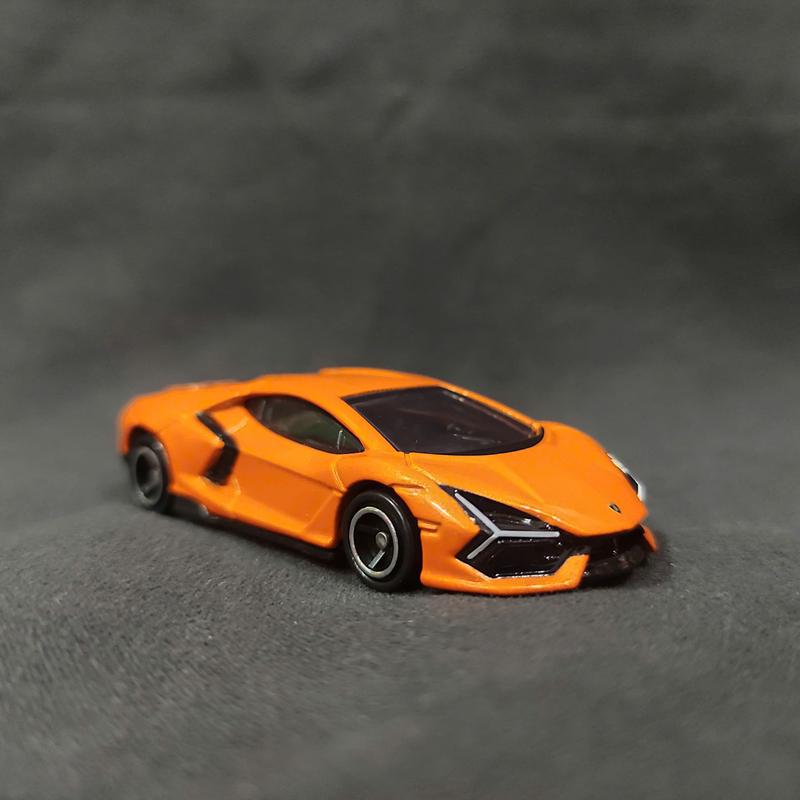 xe mô hình xe đồ chơi, tomica lamborghini countach, roadster, lamborghini urus hàng không hộp hình thức đẹp, tỷ lệ 1:64.