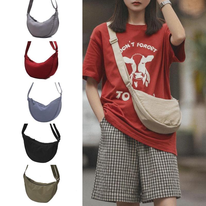 【COD】Sling Bag Half Moon Waist Bag/Besar Untuk Perjalanan Dan Selempang Setengah Bulan Uniseks/ Anti Air Waist Bag saddle  bag 4