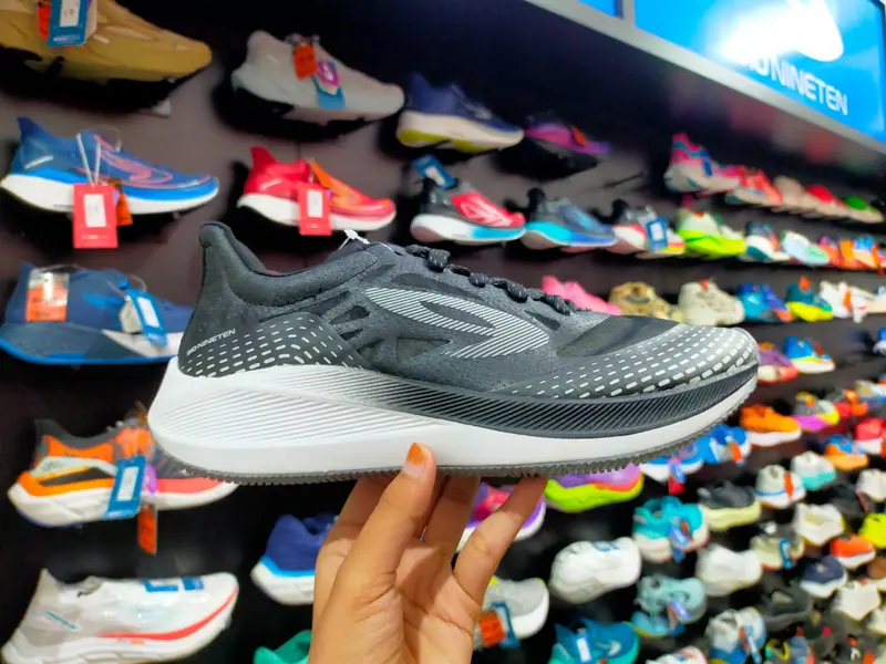 NINETEN HAZE 1.5 SEPATU RUNNING 910 ORIGINAL 6