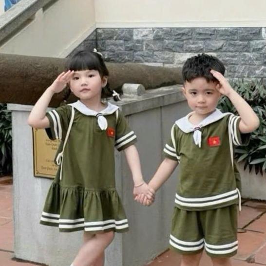  X55 - Bộ quần áo cho bé Váy cho bé gái thuỷ thủ kèm túi ba lô cho bé 