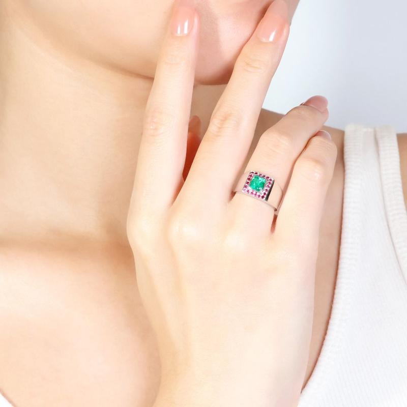Fabulous 1 carat and 5 points Emerald and Rubies Dome Ring in 18K White Gold 1