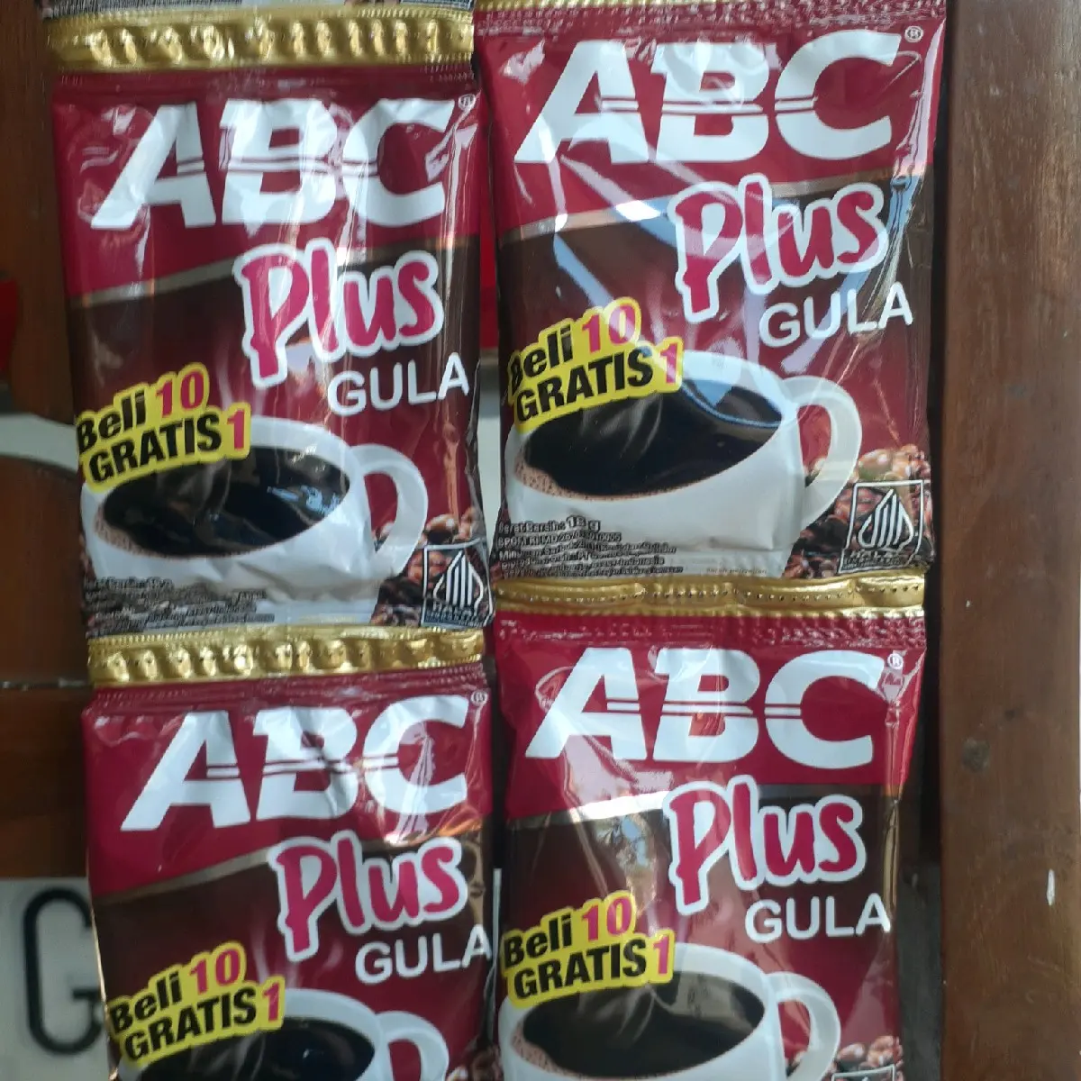 50 pcs kopi ABC plus gula,pas kopinya mantap rasanya