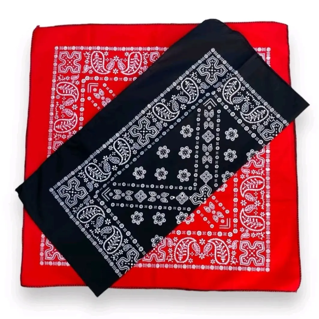 Bandana Slayer Multifungsi Motif Batik Ukuran 45×45cm Bahan Polyester Unisex Sapu Tangan Merah Hitam Kain