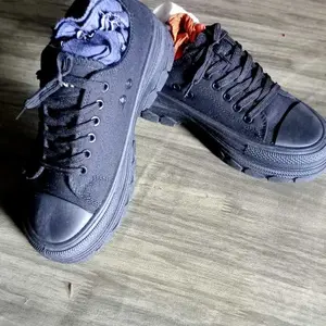 【BACK SALE 】CANIKOREA Sohee Back To School Sepatu Canvas Wanita Sekolah Kerja Korean Fashion Full Black Hitam Casual Sepatu    Aestetic K9244