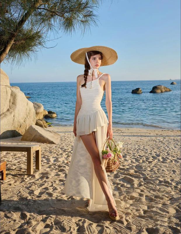 Đầm Maxi Lệch Vai Màu Trắng Kem Tiểu Thư Mùa Hè Dáng Dài Siêu Xinh