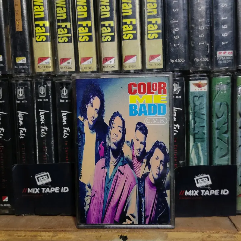 Kaset Pita - Color Me Bad - CMB - Radio Tape - Kaset - Radio - Pemutar Kaset - Retro - Classic - Nostalgia - Musik - Pop Barat 0
