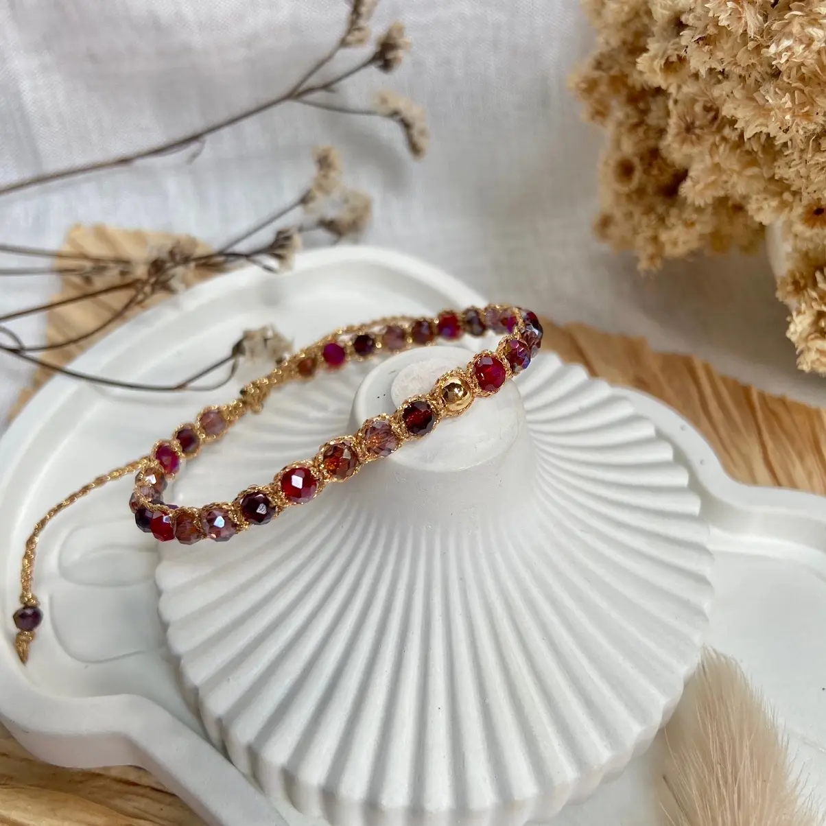 Burgundy Colors Crystal Bracelet gelang manik