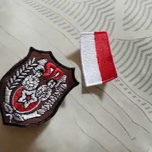 1 set SD dengan Bendera Merah Putih Bet Perlengkapan Sekolah untuk SD