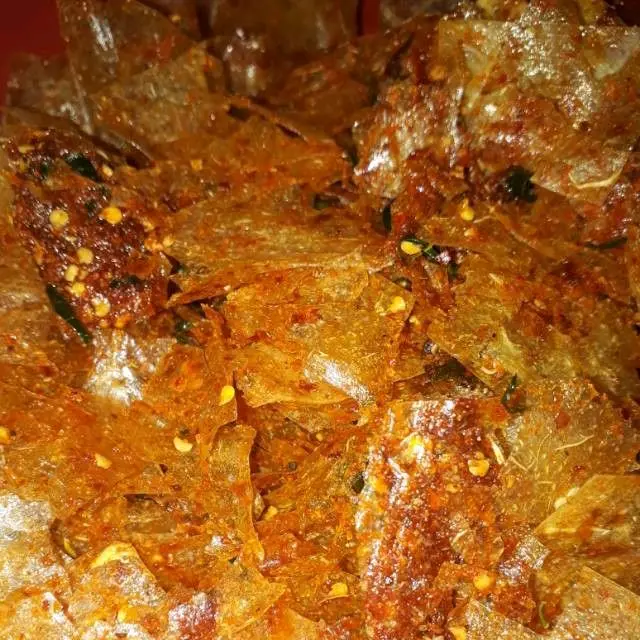 KERIPIK KACA (KRIPCA) PEDAS GURIH NAGIH PRODUK DOI SNACK