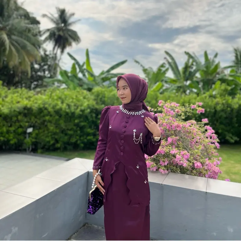 Burgundy ungu + rok satin