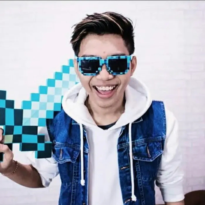 Miliki Ready Stock-Kacamata Minecraft Frost Diamond Anak/Unisex.