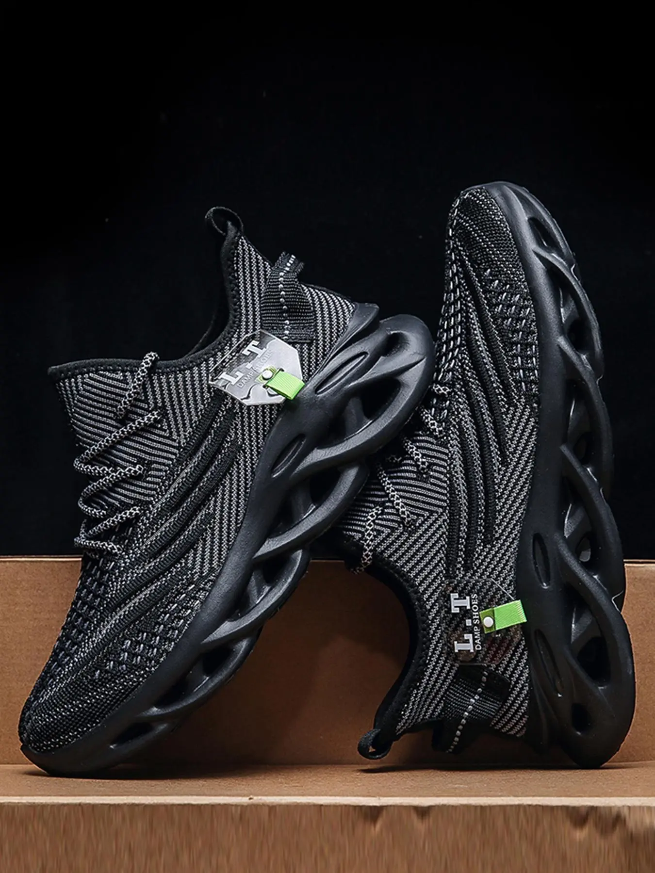 Hollow Out Mens Sneakers for Gift, Men's Lace Up Sneakers, Low Top Sneakers 2024, Casual Outdoor Sports Running Shoes, Non-slip Chunky Sneakers
