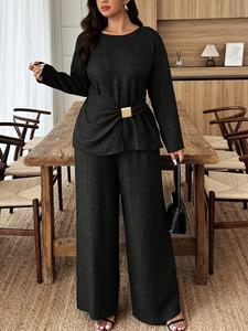 Conjunto sencillo de dos piezas para mujer de talla grande, incluye top y pantalón, hebilla metálica en la cintura, color sólido, estilo elegante, perfecto para temporada de bodas