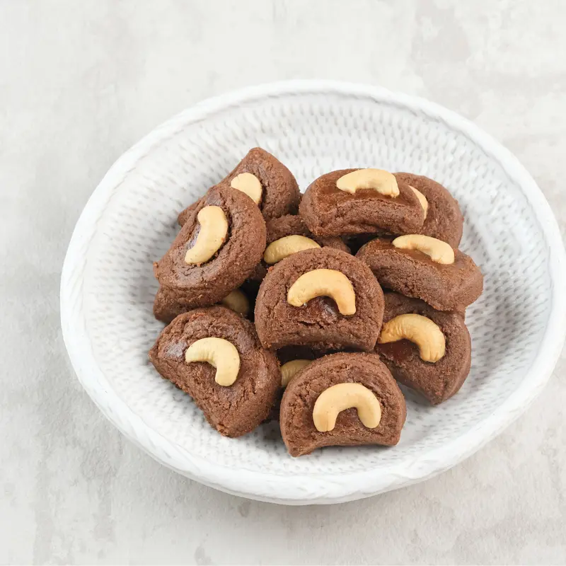 Kue Kering Coklat Mede 250g Terlaris, Gurih dan Lezat - Food, Cookies 1