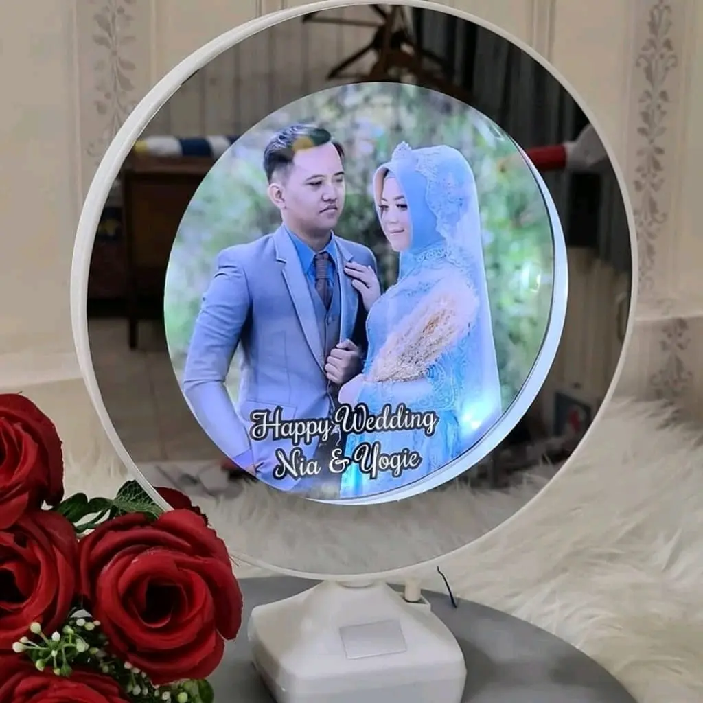SEHARI JADI jam Cermin mirror kaca magic ajaib frame foto lampu LED hadiah kado gift hampers custom ultah anniversary wisuda wedding kado valentine natal unik mewah lucu bentuk bulat