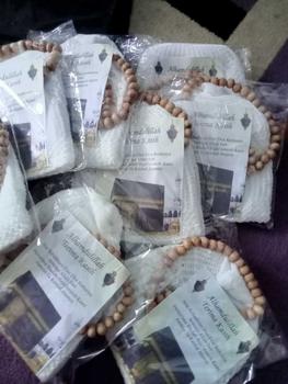 Product Review of Tasbih dan peci oleh-oleh Haji & umroh from h**2 0