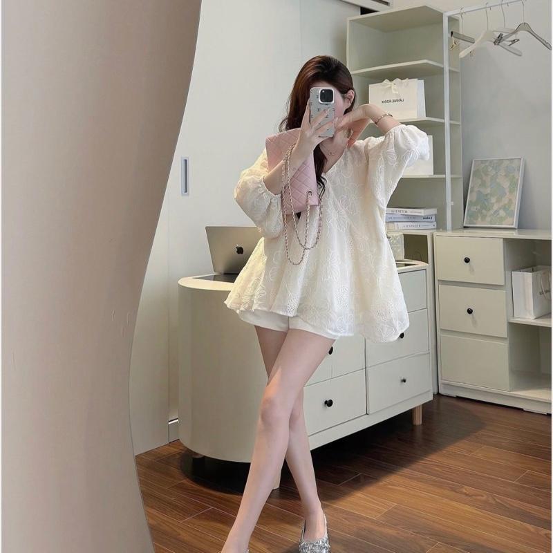 ( Hàng Đẹp - Bầu Mặc Được ) Set Áo Hoa Ren Cổ V Dáng BabyDoll Phối Quần Đùi Taffa Kem Sang Chảnh  Cho Nữ