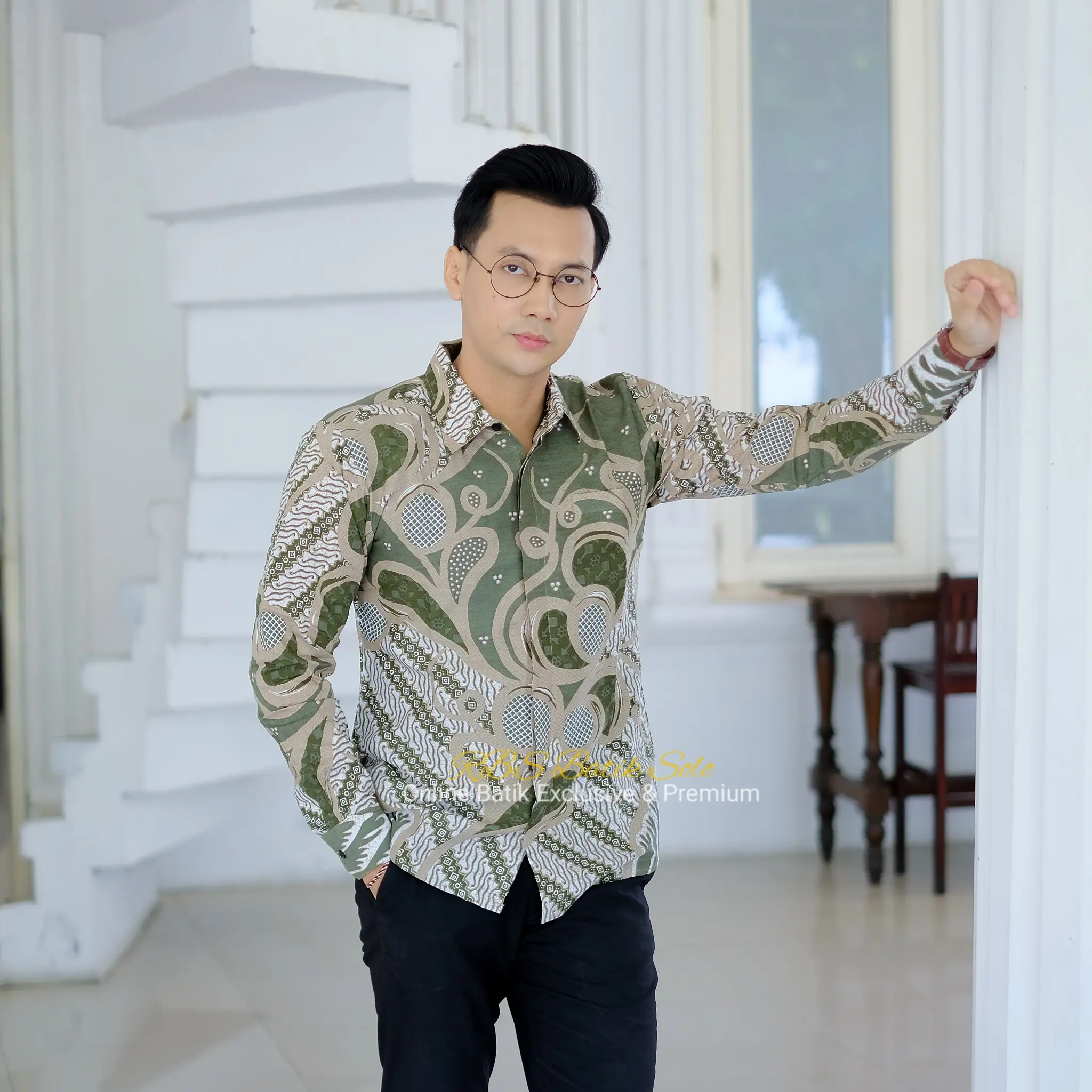 SAGE IJO - Atasan kemeja SLIMFIT batik lokal lengan panjang warna HIJAU katun halus lapis furing nyaman Baju Motif Pria Panjang Formal Hem Ungu