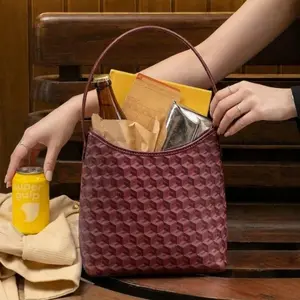 [Medium Bag] Manyrare Tas Wanita Terbaru Tas Maroon Shoulder Bag Tas Bahu Sling Bag Wanita Tas Wanita Daily Woman's Fashion Bag