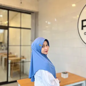 ( 75 RB DAPAT 7 PCS) bergo hamidah size M menutup dada label akrilik  Jilbab Muslim Kerudung Instan Hitam Syari Dewasa Nyaman Panjang Putih