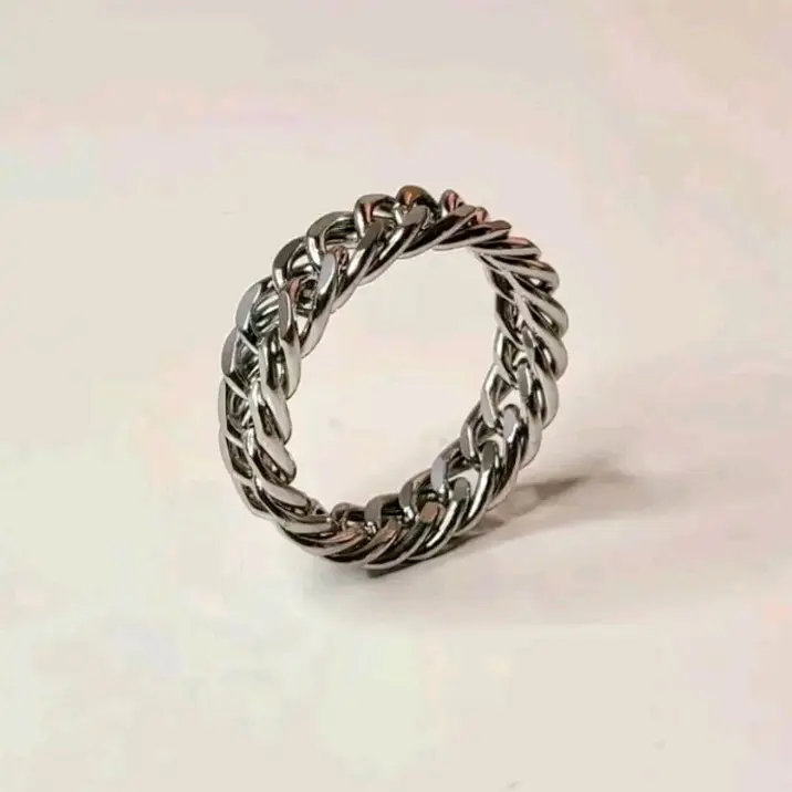 cincin rantai rapat stainless steel pria wanita simple styel Antikarat Hitam Rings