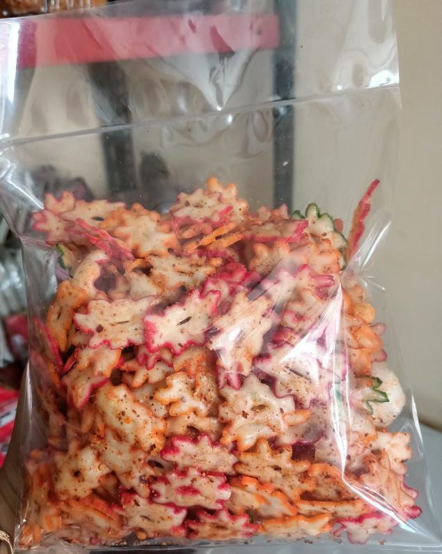 Product Introduction of kerupuk seblak bintang pedas gurih 250gram Keripik Cemilan Kering 9