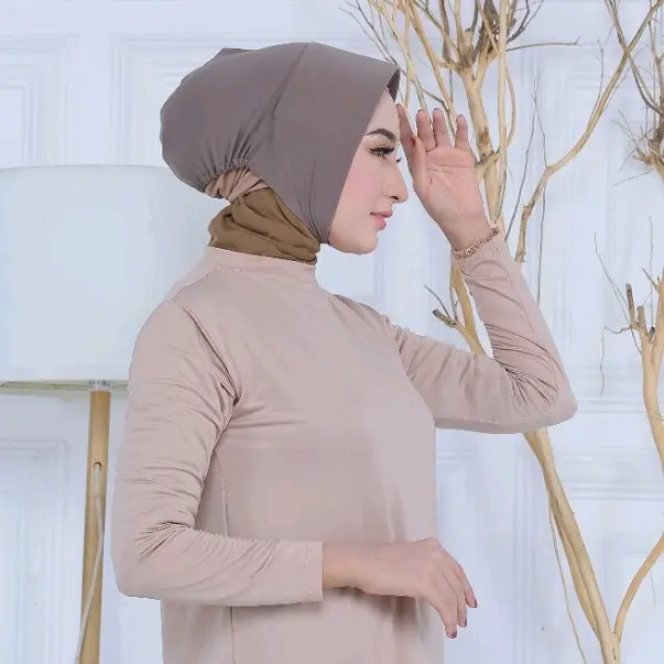 Nuyyhijabid Ciput Marsha Tegak Dahi Dalaman Hijab segiempat Bahan Jersey Zoya mika Anti kerudung toko whitte-black 2