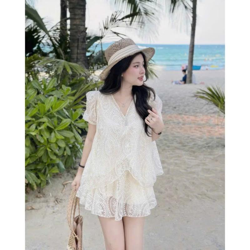 BIGSIZE HIẾU HIẾU (55-95KG) - Set thời trang ren hoa Áo ren hoa babydoll cổ v + Chân váy ngắn S602