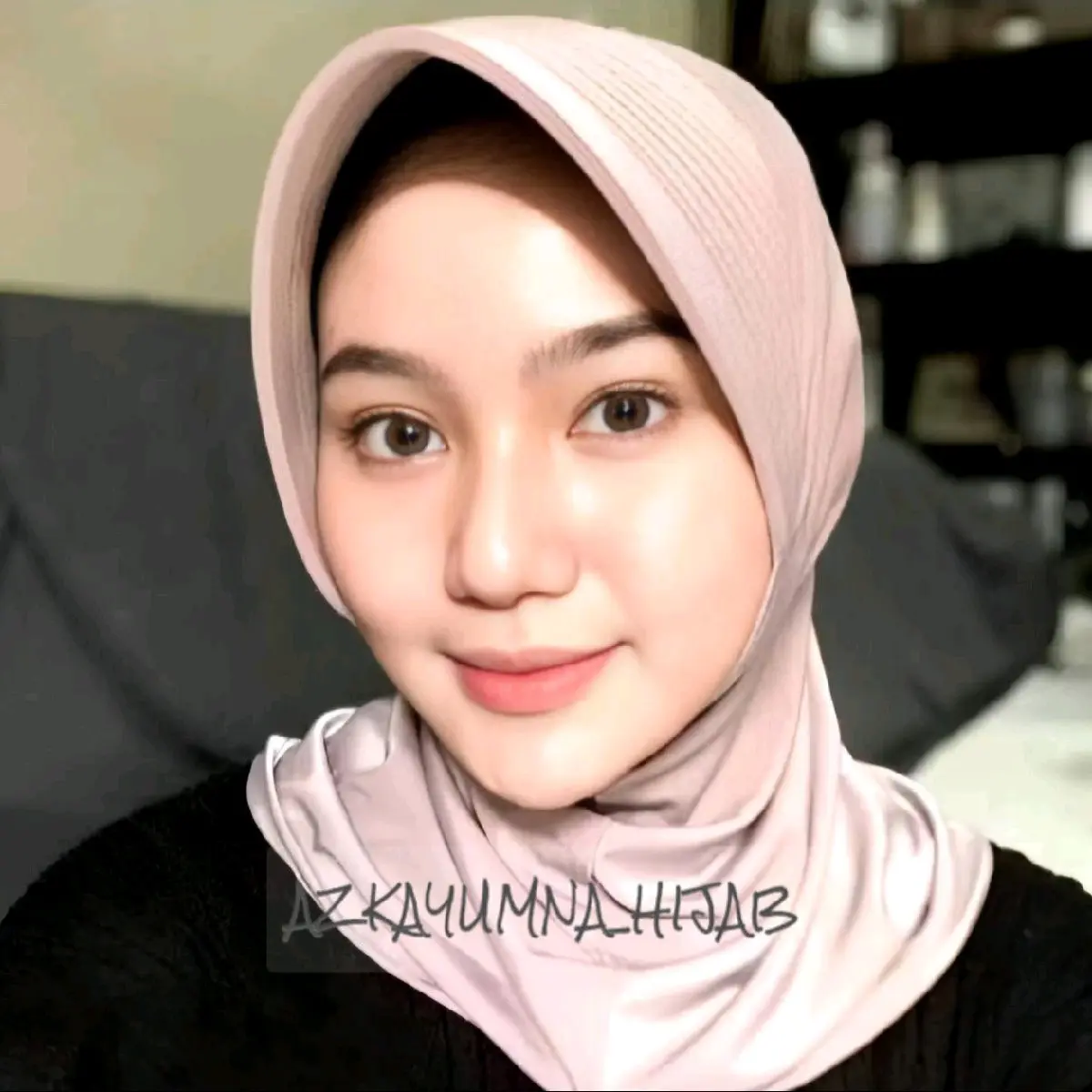 Bergo Ped Tebal instan Size S - Hijab Sporty Polos Panjang Depan 45 cm Belakang 60 cm Kerudung Muslim Hitam