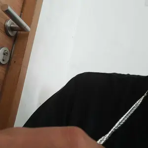KALUNG TITANIUM PRIA WANITA SIMPEL ELEGAN ANTI KARAT DAN TIDAK LUNTUR KALUNG KEKINIAN harian kalung mutiara abu-abu pot