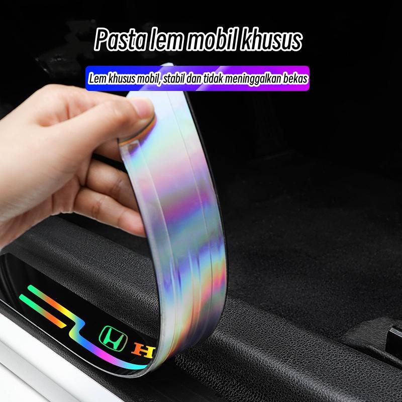 [Meta] 4pcs Stiker pelindung ambang batas Stiker pelindung alas kaki lantai pintu mobil Stiker laser mobil Stiker pelindung ambang batas Aksesori mobil Car Akrilik Kain