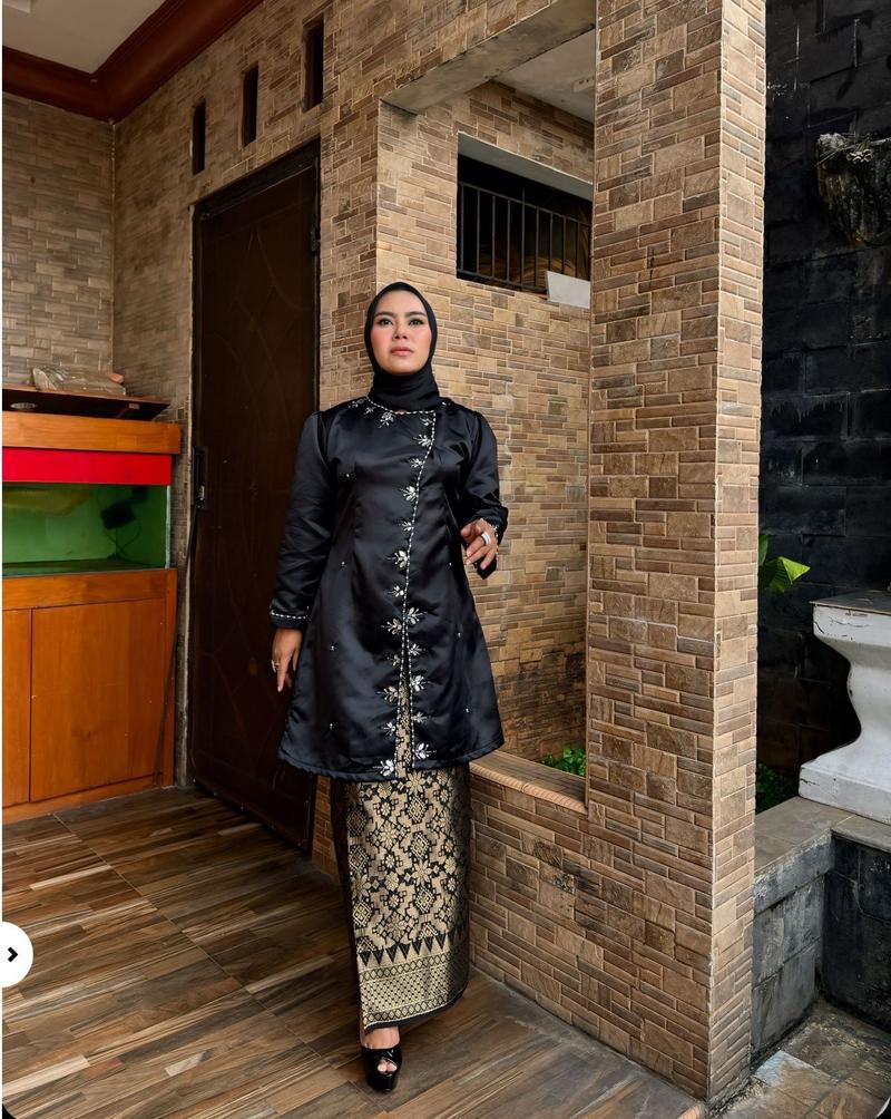 Product Introduction of Atasan Kurung Gadis Kretek Wanita Panjang Full Payet Bahan Adem Tanpa Menerawang dan Resleting Depan Formal Muslim 2