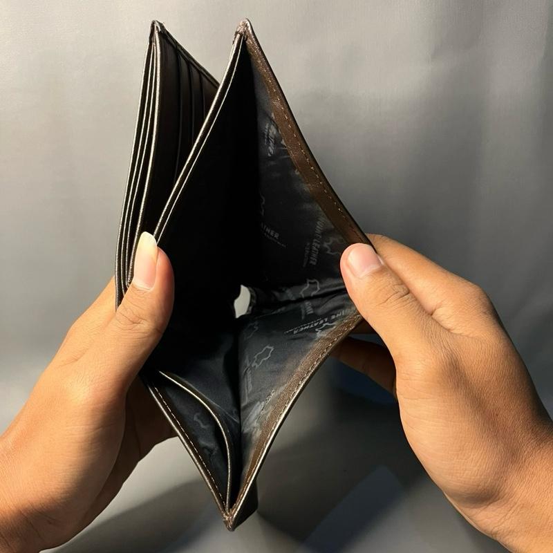 [TR 011 PLS] Dompet 3in1 lipat terbuat dari kulit sapi asli motif polos berpori. Tersedia slot kartu dan uang Pria 8
