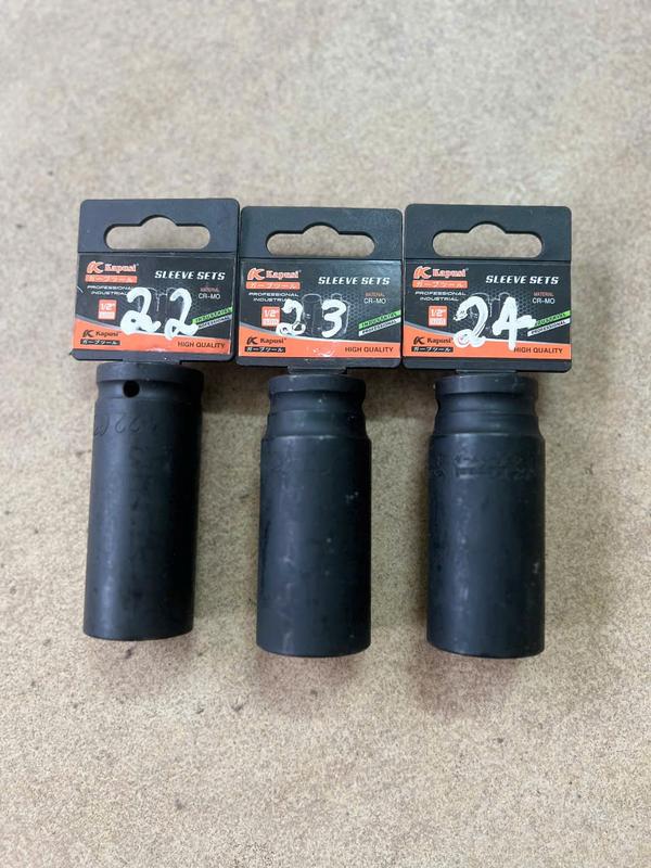 Khẩu 1/2 đen dài 78mm KAPUSI. Cỡ từ 22-23-24 mm. Thép Cr-Mo, tuýp đen, đầu khẩu 6 cạnh đuôi 12.7mm 1/2 Inch