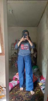 Product Review of Winaga - Highwaist Kulot Jeans Polos Ban Karet Kancing 2 from r**_ 0