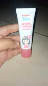 Product Review of Pigeon Teens Bright Heroes Moisturizer 50 ml 20 ml | Perawatan Muka Wajah | Pelembab Wajah | Mencerahkan Kulit Muka Anak Remaja Niacinamide from A**l 0