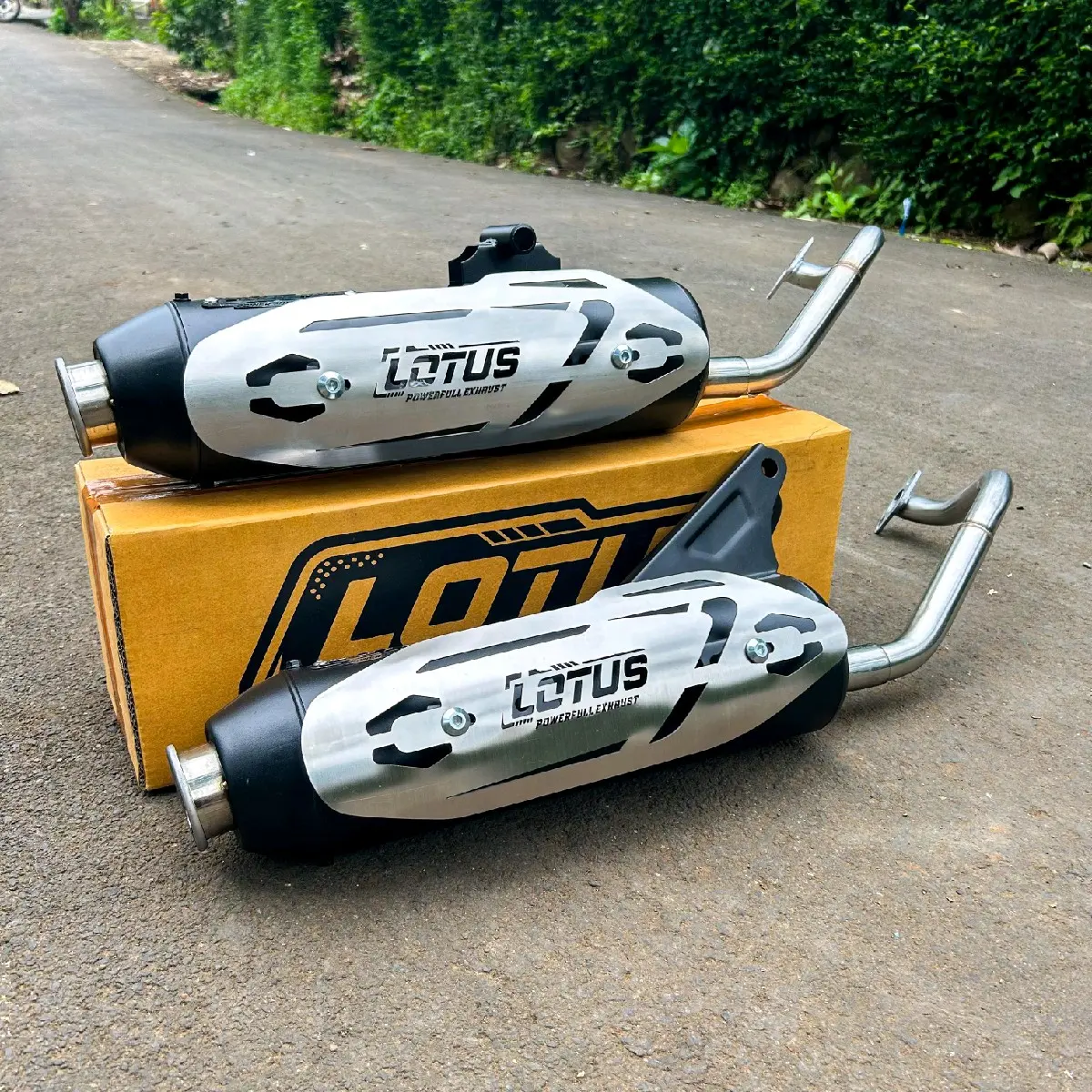 Ready knalpot Moncing SHIJIRO KINOCI TAMENG STAINLES OTIGINAL LOTUS POWER FULL Vario 125/150 LED NEW, BEAT, SCOOPY, MIO, NMAX, PCX, AEROX SUDAH TINGGAL PASANG Asli Foto Slincer Motorcycle