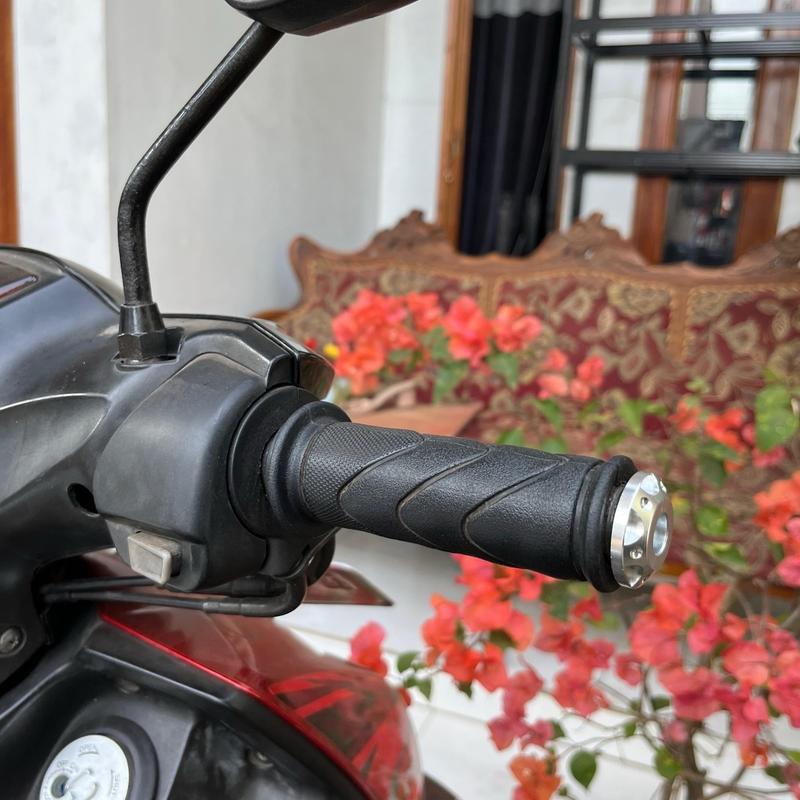 jalu stang universall untuk berbagai jenis motor (1paket isi kanan dan kiri) 4