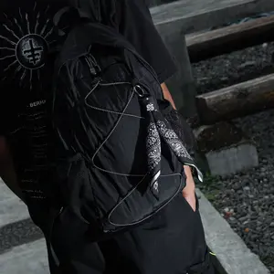 Gantungan Tas Charm Bag Keychain Bandana 35cm x 35cm Warna Hitam