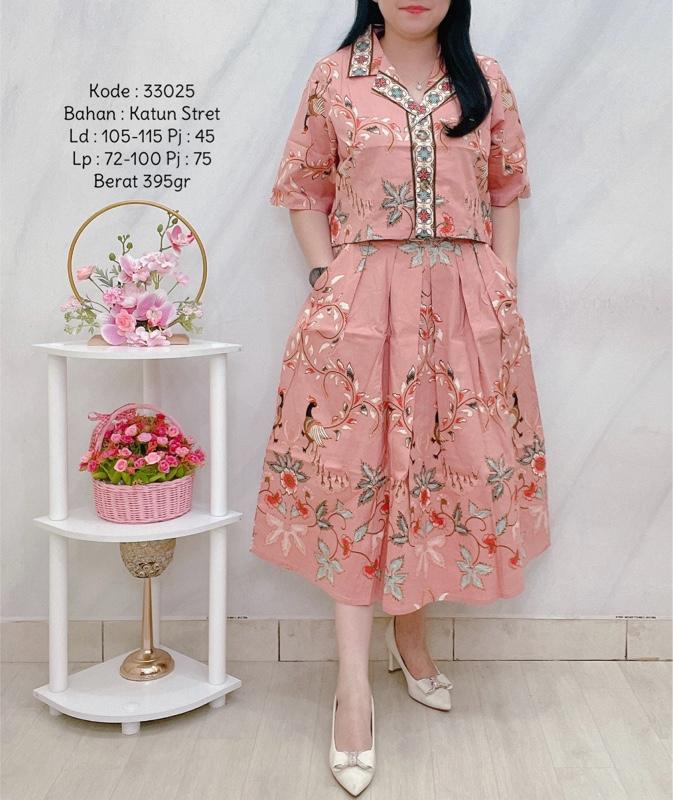 Product Introduction of 330 SETELAN ROK BATIK WANITA 3