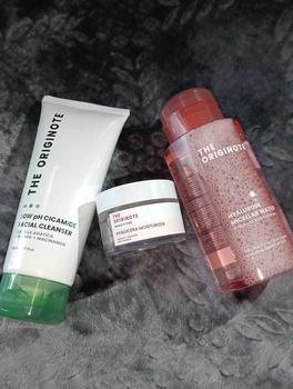 Product Review of The Originote Bundle 3in1 Basic Skincare - Micellar Water + Moisturizer + Facial wash 150ml Membersihkan dan Mencerahkan Wajah Cleanser Hyalucera from A**H 0