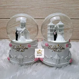Snowball Kereta Lovely Kotak Musik Bola Air Kaca Kristal Salju Waterball Snowglobe Lampu