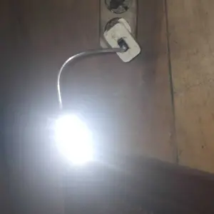 TaffLED Lampu Baca Mini LED Reading Lamp Flexible USB Plug 5V 1W - FM105