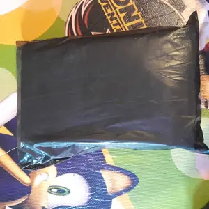 BENDERA MERAH PUTIH BAHAN KAIN SATI POLYESTER DILENGKAPI TALI PENGIKAT YANG KUAT