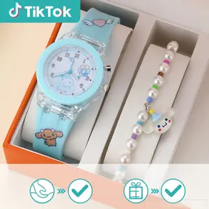 4Set jam tangan anak-anak laki-laki dan perempuan dengan cetakan kartun  jam tangan LED    gratis kotak gelang  dan gantungan