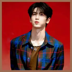 STIKER AKTOR DRACHIN KESUKAAN KAMU, DAPAT 40 STIKER FOTO DAN BONUS 2 STIKER UKURAN BESAR